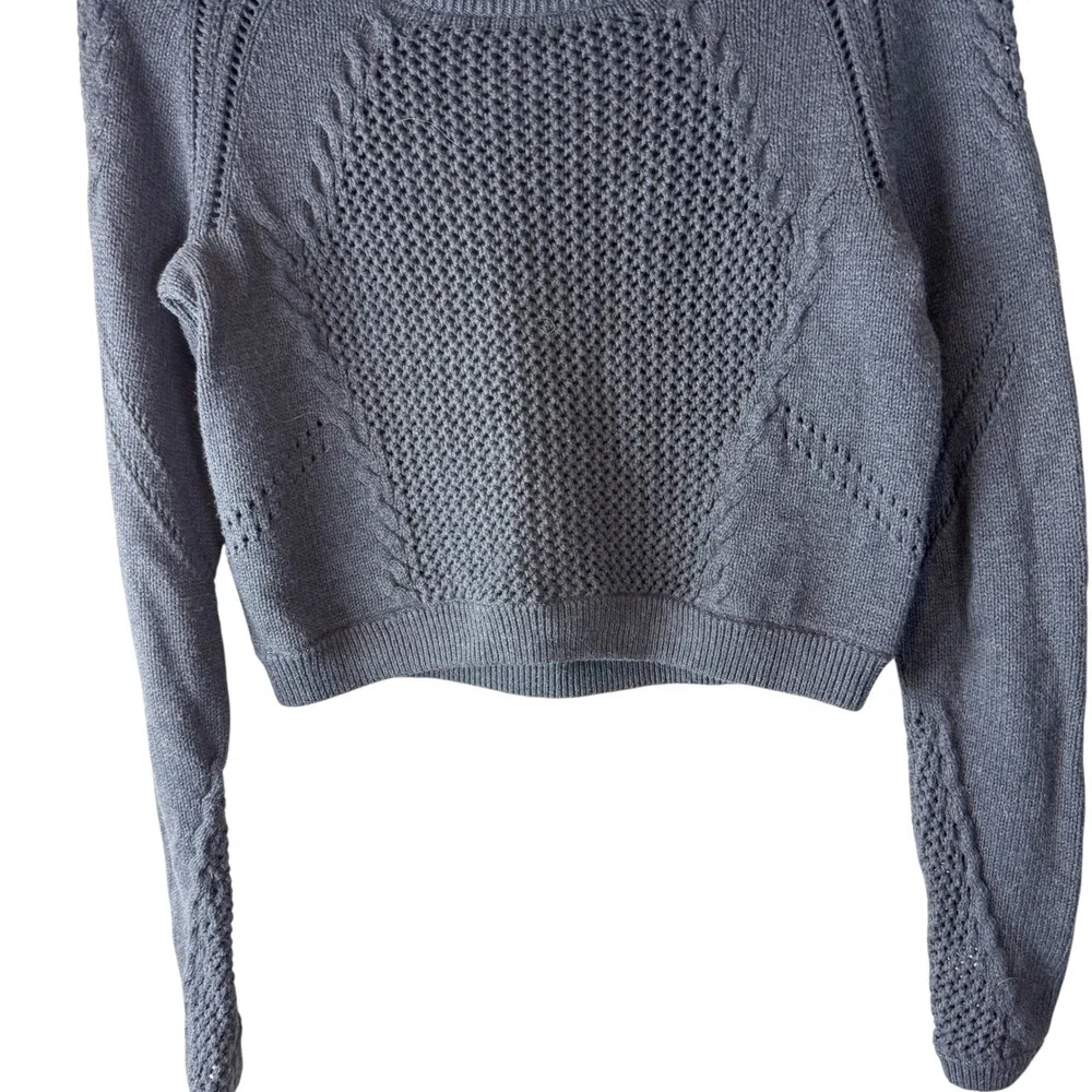 Lululemon Be Present Cropped Sweater Dark Charcoal Grey Pointelle Knit Size 8‎
